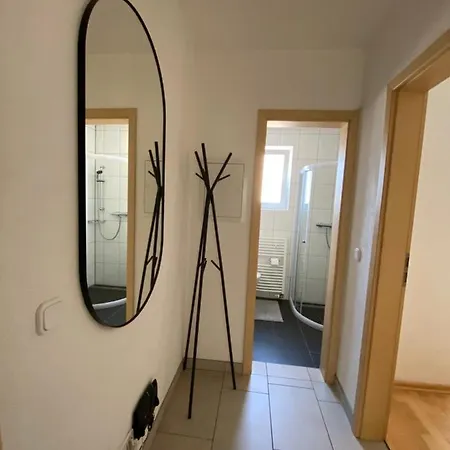 Seven Am Apartment *
